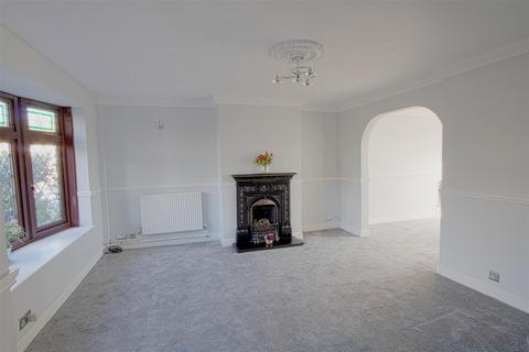 5 Birds Close, Ramsden Heath, Billericay, CM11 1JB