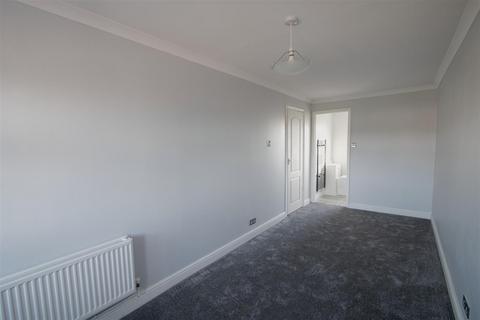 5 Birds Close, Ramsden Heath, Billericay, CM11 1JB