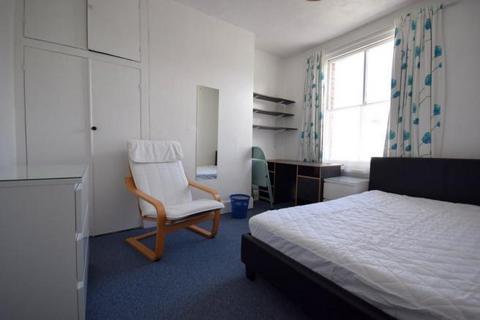 5 bedroom house to rent, Portland Street, Exeter EX1
