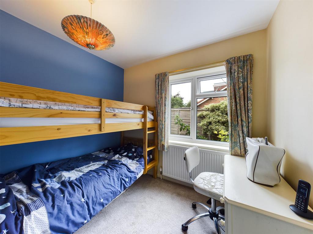 Bedroom 4.jpg