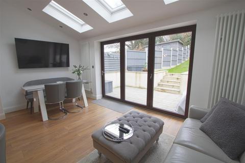 43 Crown Road, Billericay, CM11 2AD
