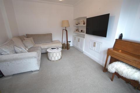 43 Crown Road, Billericay, CM11 2AD