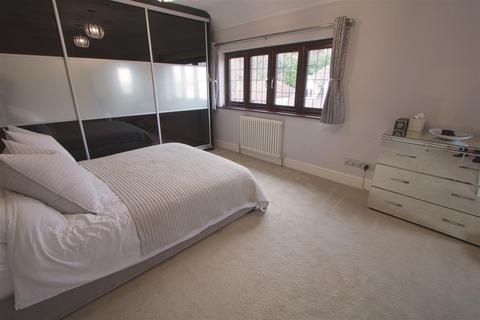 43 Crown Road, Billericay, CM11 2AD