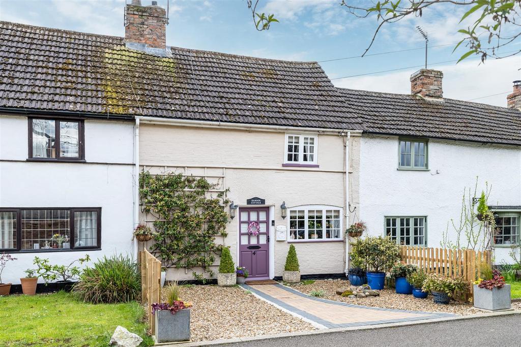Church Walk, Cranfield 2 bed cottage for sale £325,000