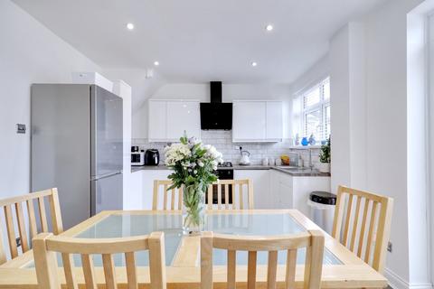 37 Grange Road, Aveley, South Ockendon, RM15 4ER