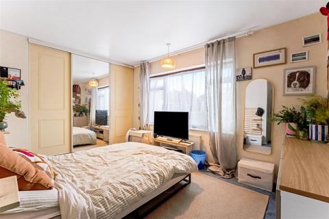 3 bedroom semi-detached bungalow for sale, Dorrit Crescent, Guildford