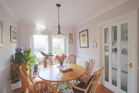 3 bedroom semi-detached house for sale, Quilters Drive, Billericay CM12