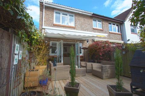 14 Cornflower Gardens, Billericay, CM12 0TQ