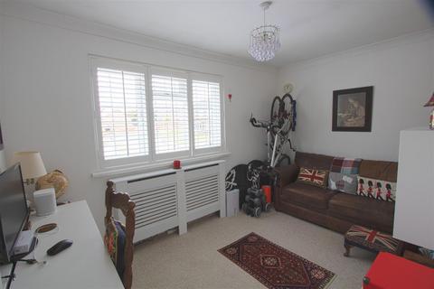 14 Cornflower Gardens, Billericay, CM12 0TQ