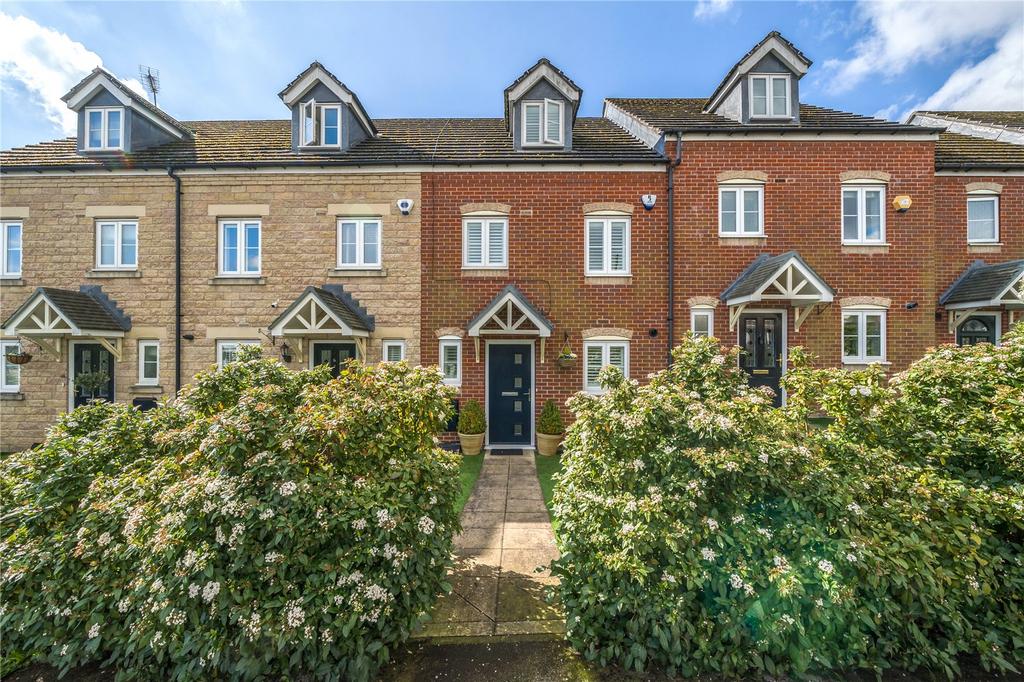 Yewdall Road, Rodley, Leeds 3 bed terraced house for sale £349,950