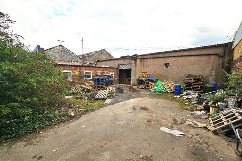 Warehouse to rent, Sandfold Lane, Levenshulme, Manchester, M19