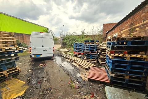 Warehouse to rent, Sandfold Lane, Levenshulme, Manchester, M19