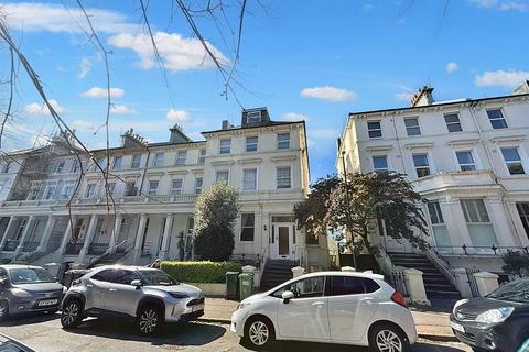 1 bedroom flat for sale, Upperton Gardens, Eastbourne