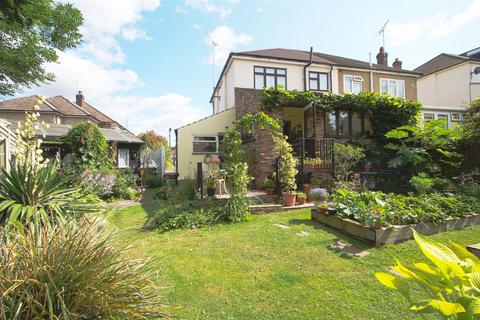 30 Atridge Chase, Billericay, CM12 0HR