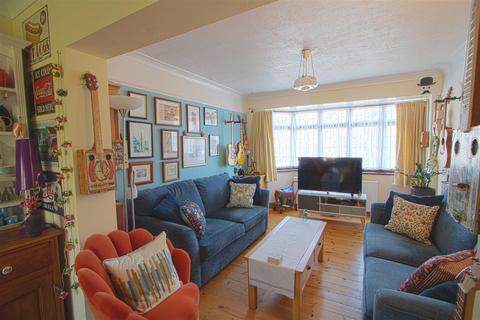 30 Atridge Chase, Billericay, CM12 0HR