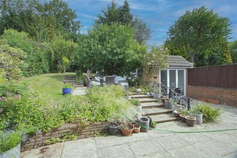 20 Crown Road, Billericay, CM11 2AE