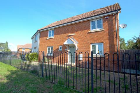 3 bedroom end of terrace house for sale, The Nave, Basildon SS15