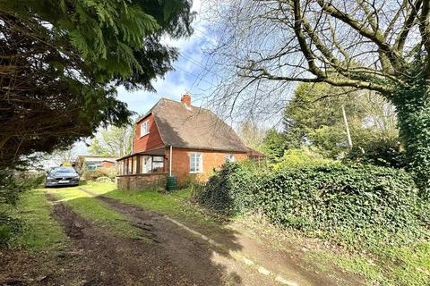 3 bedroom detached house for sale, The Scarr, Newent GL18