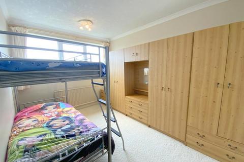 4 bedroom semi-detached house for sale, Fillingham Crescent, Cleethorpes
