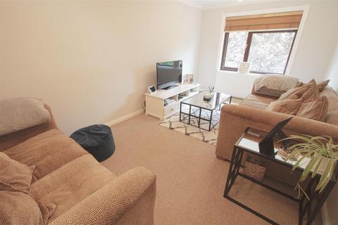 4 Cherry Trees, Ingatestone, CM4 0AP