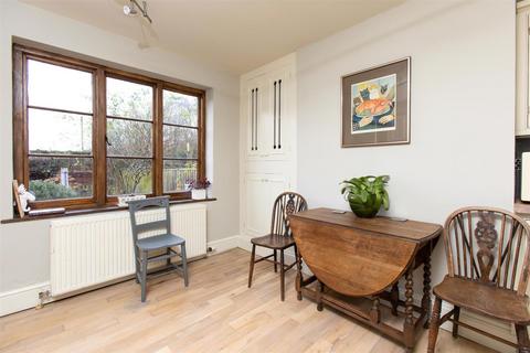 43 Islington, Trowbridge, BA14 8QG