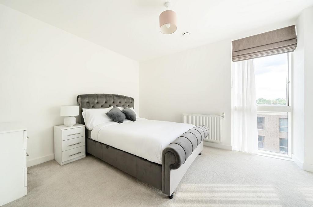Bedroom1.jpg