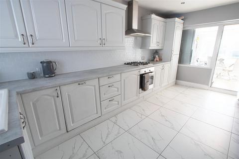 2 Holden Road, Basildon, SS14 3LD