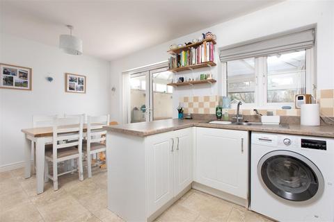 10 Herbleaze, Staverton, Trowbridge, BA14 8AB
