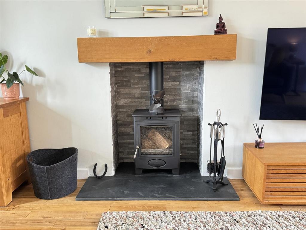 Log Stove