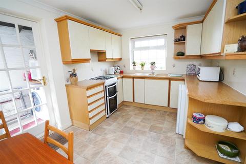 2 bedroom semi-detached bungalow for sale, St. Teresas Court, Northam, Bideford