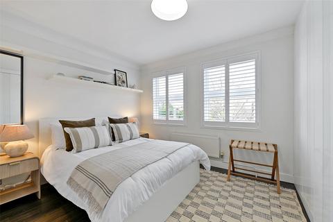 1 bedroom apartment to rent, Fountain Gardens, Windsor, Berkshire, SL4
