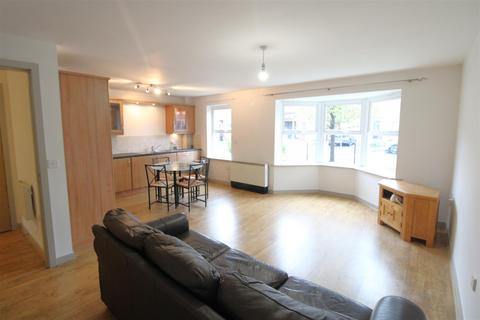 2 bedroom flat for sale, Meadow Vale, Northumberland Park