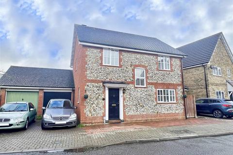 1 Framlingham Way, Great Notley, Braintree, CM77 7YY