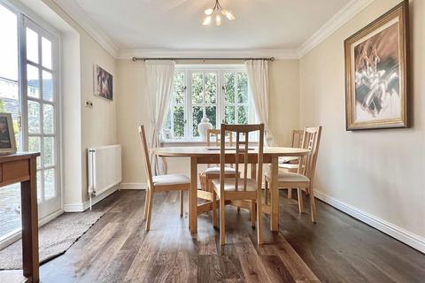 1 Framlingham Way, Great Notley, Braintree, CM77 7YY