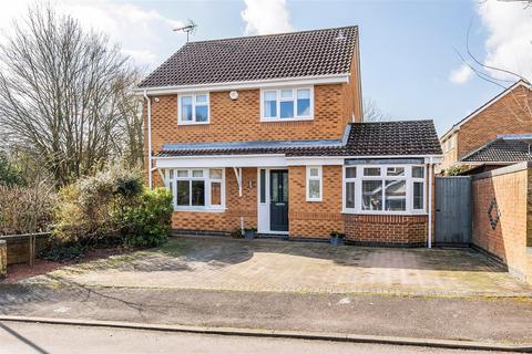 4 bedroom house for sale, Tamarisk Road, Southampton SO30