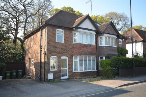 3 bedroom semi-detached house to rent, Burgess Road, Southampton SO16
