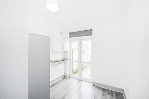 undefined, Goldsmith Road, Leyton, E10
