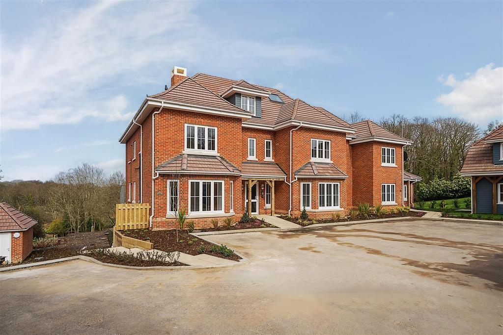 Bridge Road, Southampton SO31 2 bed apartment for sale £335,000