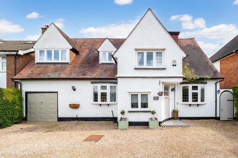 4 bedroom detached house for sale, Upland Road, Sutton