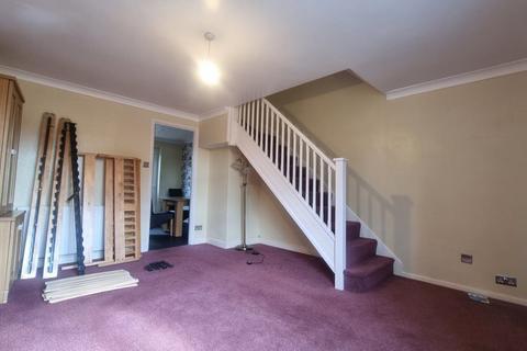 2 bedroom semi-detached house to rent, Bracken Park Gardens, Stourbridge
