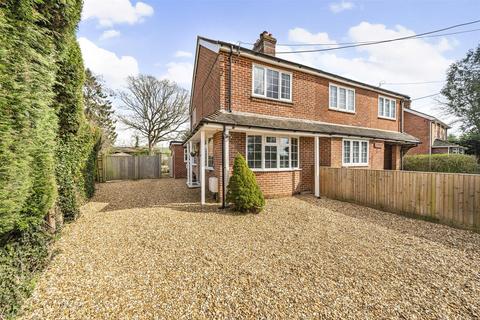2 bedroom house for sale, Winchester Road, Southampton SO32