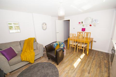 2 bedroom apartment for sale, Holcombe Road, Helmshore, Rossendale