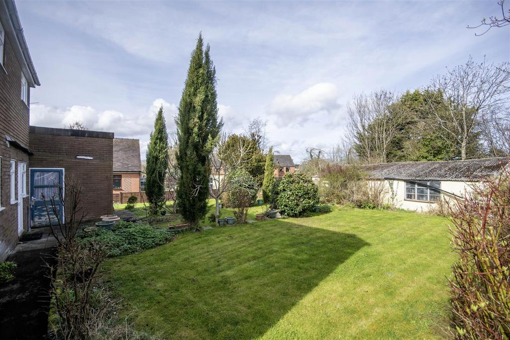 Callow Lane, Minsterley, Shrewsbury 3 bed detached house for sale £