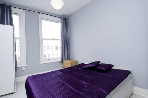 1 bedroom flat to rent, Longridge Road, Earls Court SW5