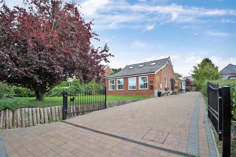 3 bedroom detached house for sale, Five Heads Road, Waterlooville PO8