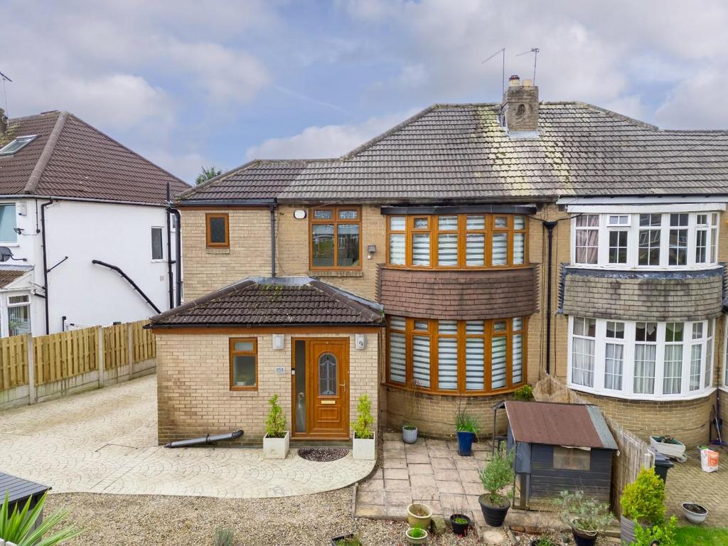 Wensley Drive, Leeds LS7 3 bed semidetached house for sale £450,000
