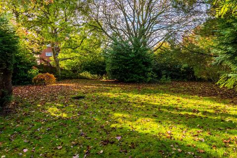 3 bedroom semi-detached house for sale, Springbank Crescent, Leeds LS6