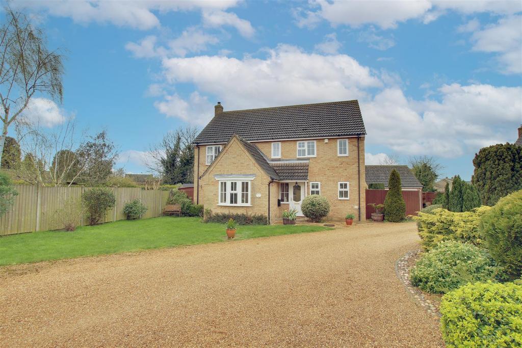 Mulberry Close, Warboys, Huntingdon 4 bed house for sale £490,000