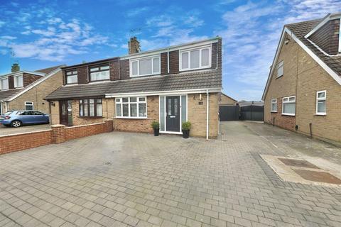 4 bedroom semi-detached house for sale, Stanbury Road, Hull
