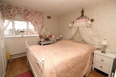 1 bedroom flat for sale, Marshe Close, Potters Bar EN6